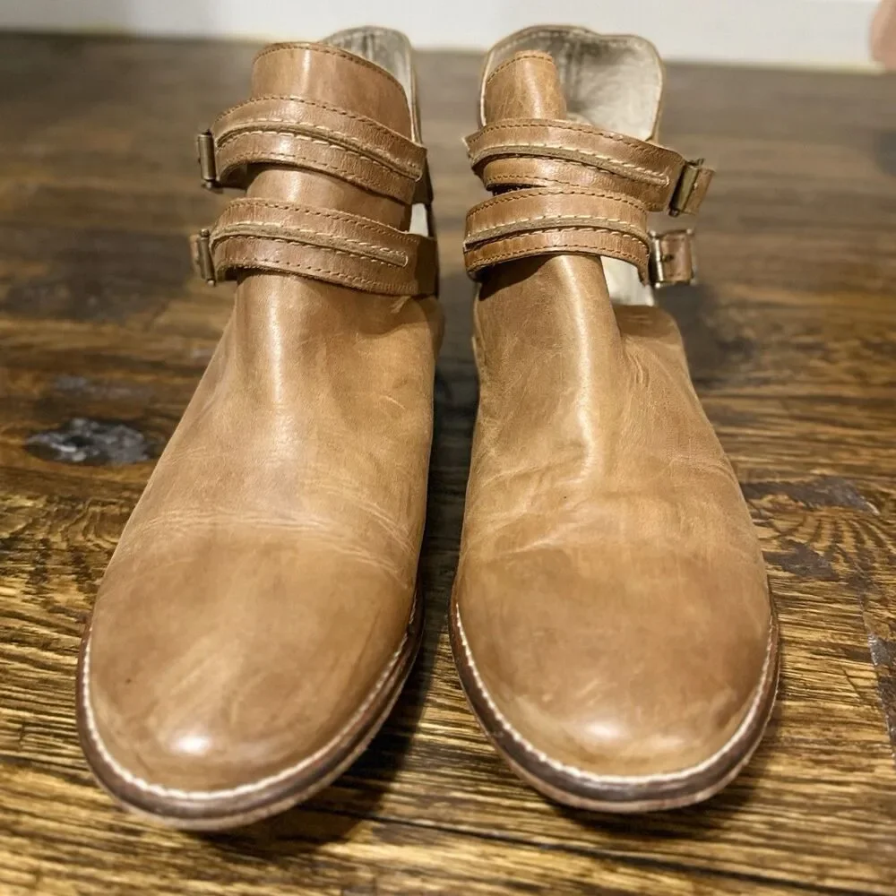 Free People Braeburn Brown Distressed Leather Buckle Ankle Boot Womens Sz 9.5/40